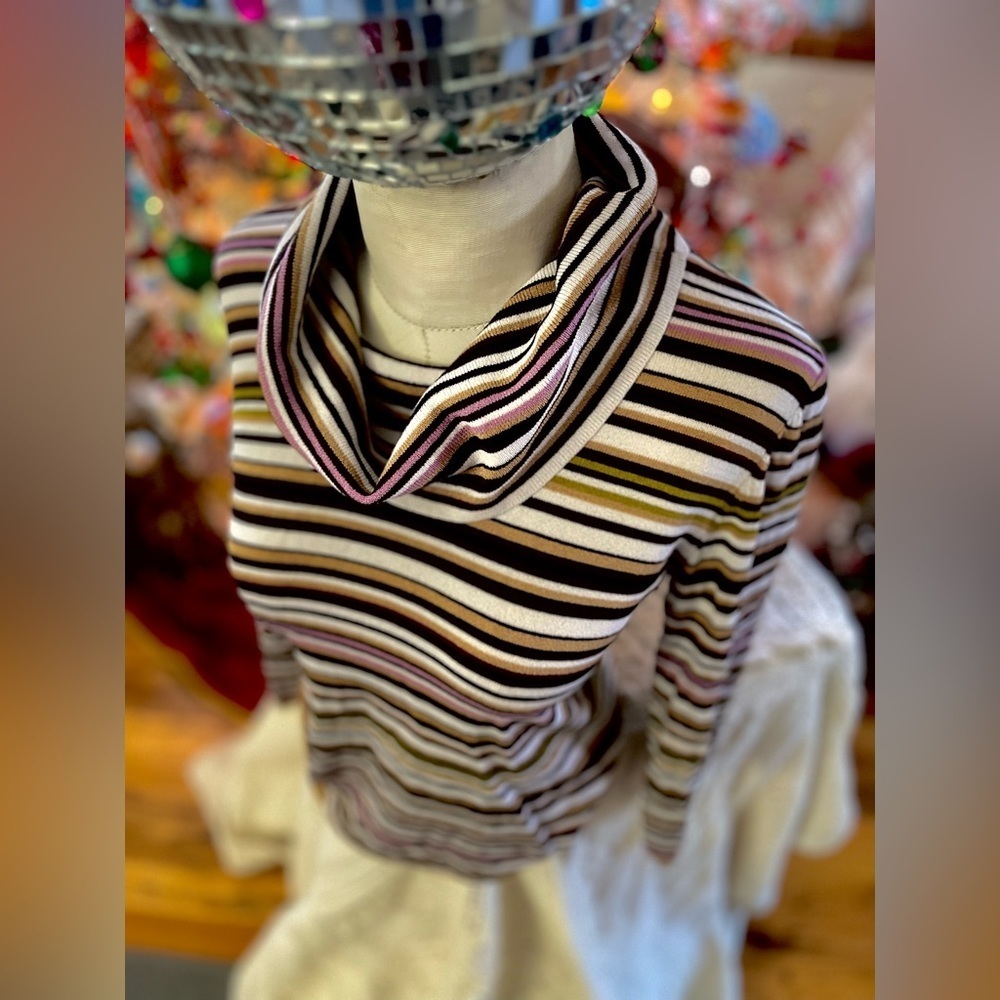 CASLON STRIPED VINTAGE VIBE TURTLENECK - Picture 3 of 7